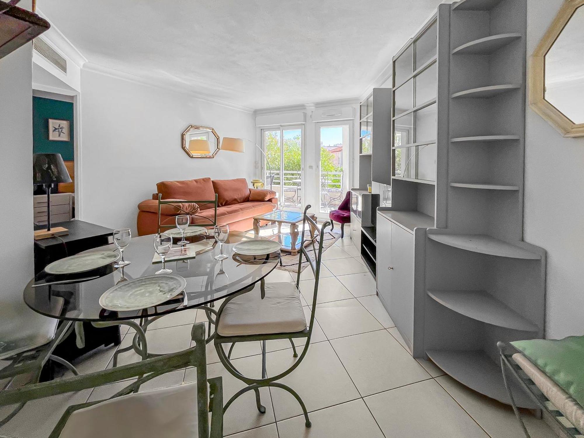 Agreable Detente Au Soleil A Antibes - Wifi - Parking Prive Exterior photo